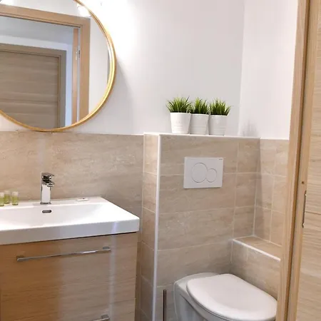 Carnot T4 - Proche Palais & Plages 8p Appartement *
