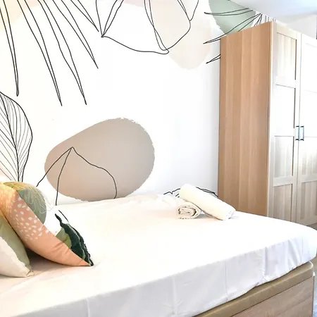 Appartement Carnot T4 - Proche Palais & Plages 8p *